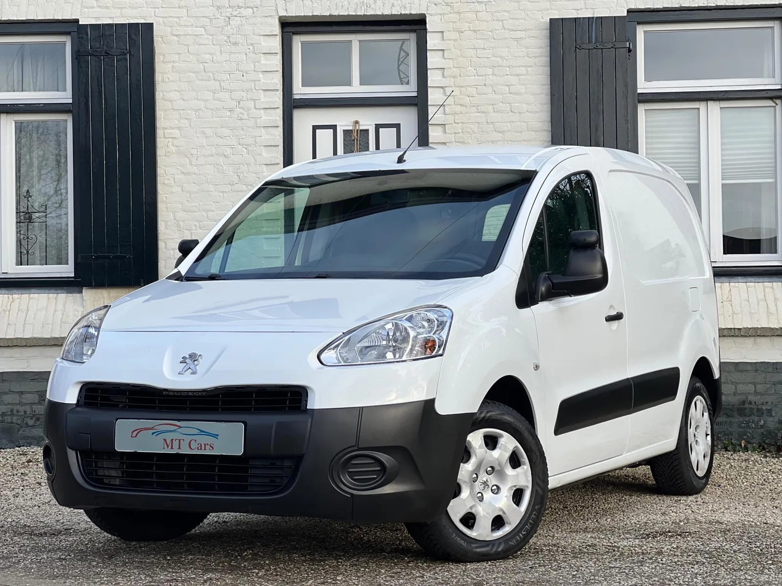 Peugeot Partner (2012) — foto 1