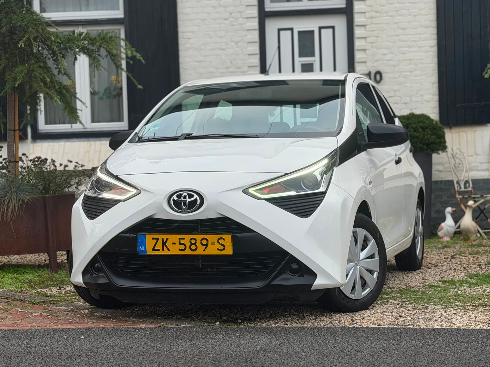 Toyota Aygo (2019) — foto 1