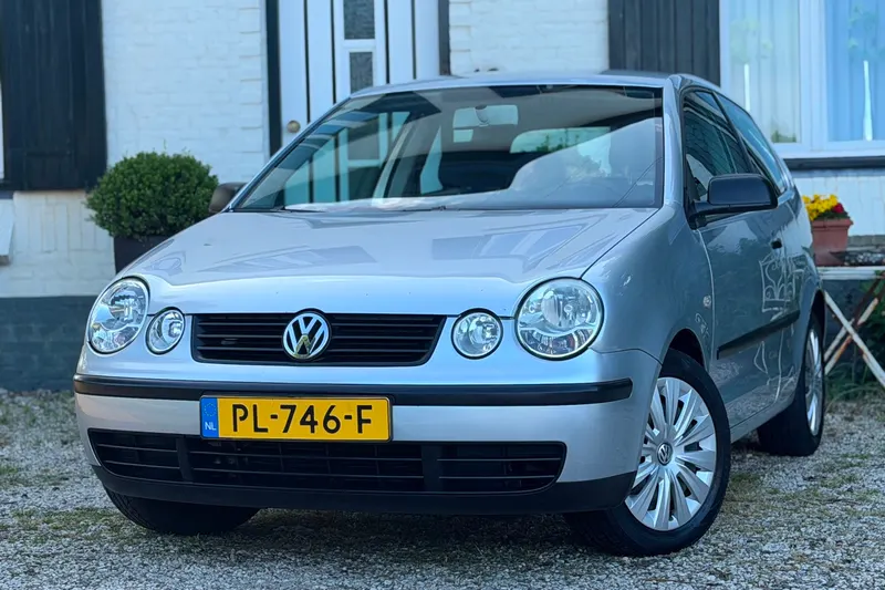 Volkswagen Polo (2005)