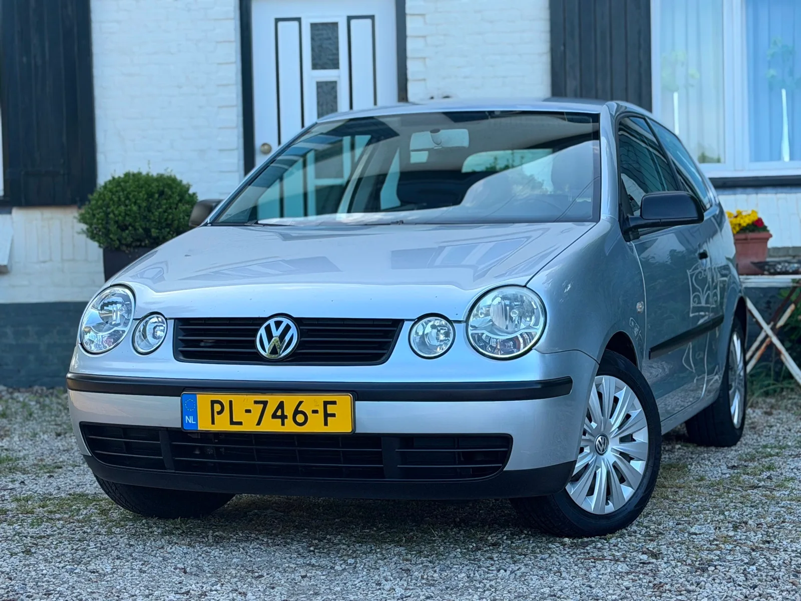Volkswagen Polo (2005) — foto 1
