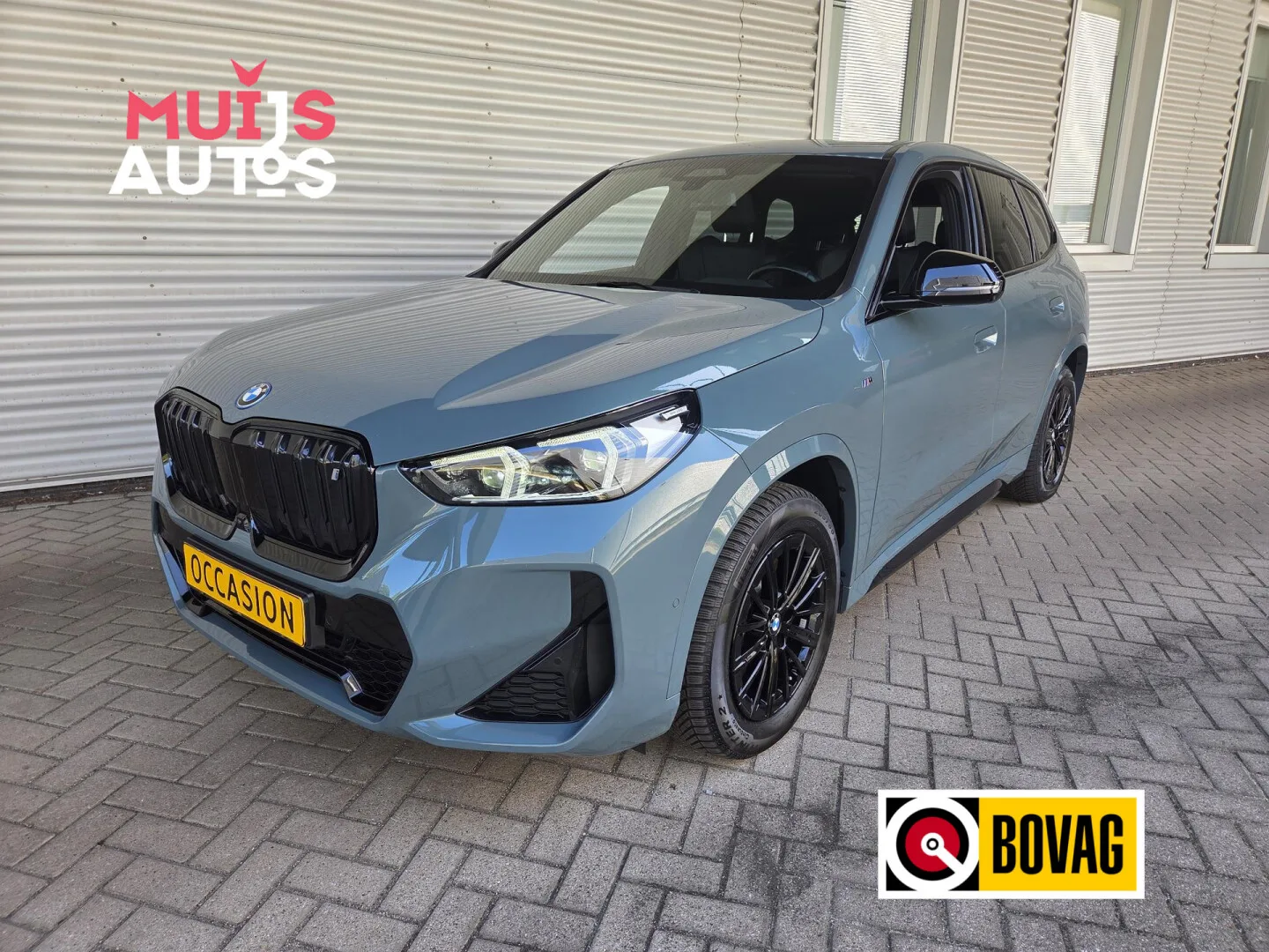 BMW iX1 (2023) — foto 1