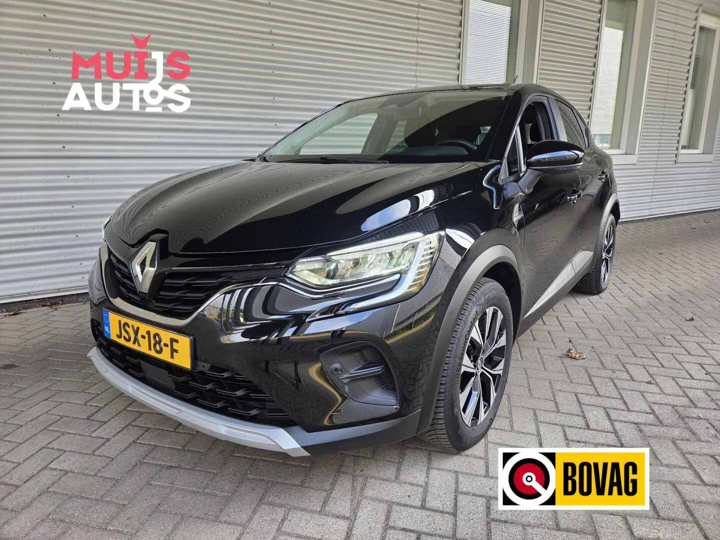 Renault Captur (2024) — foto 1