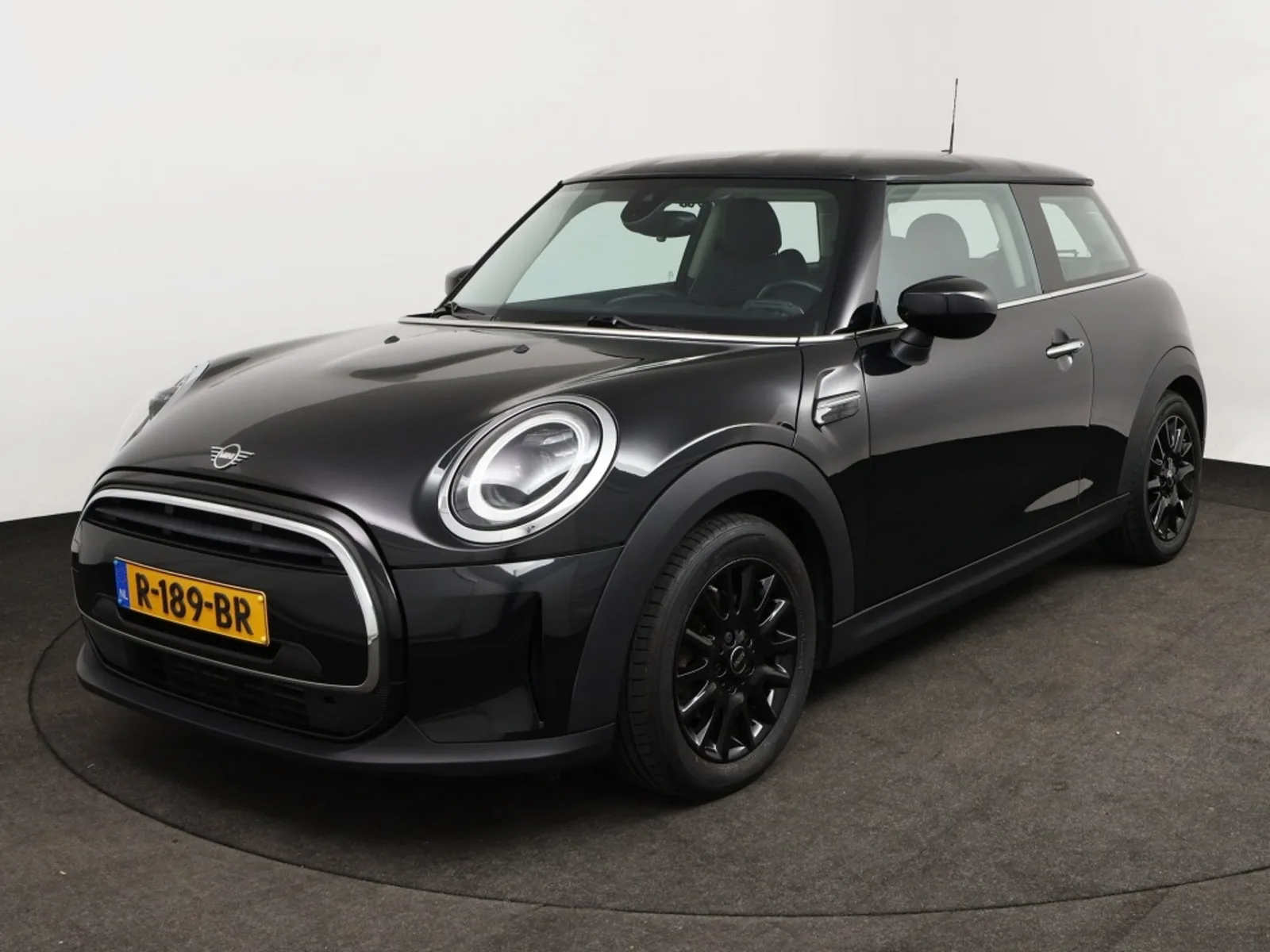 MINI Cooper (2022) — foto 1