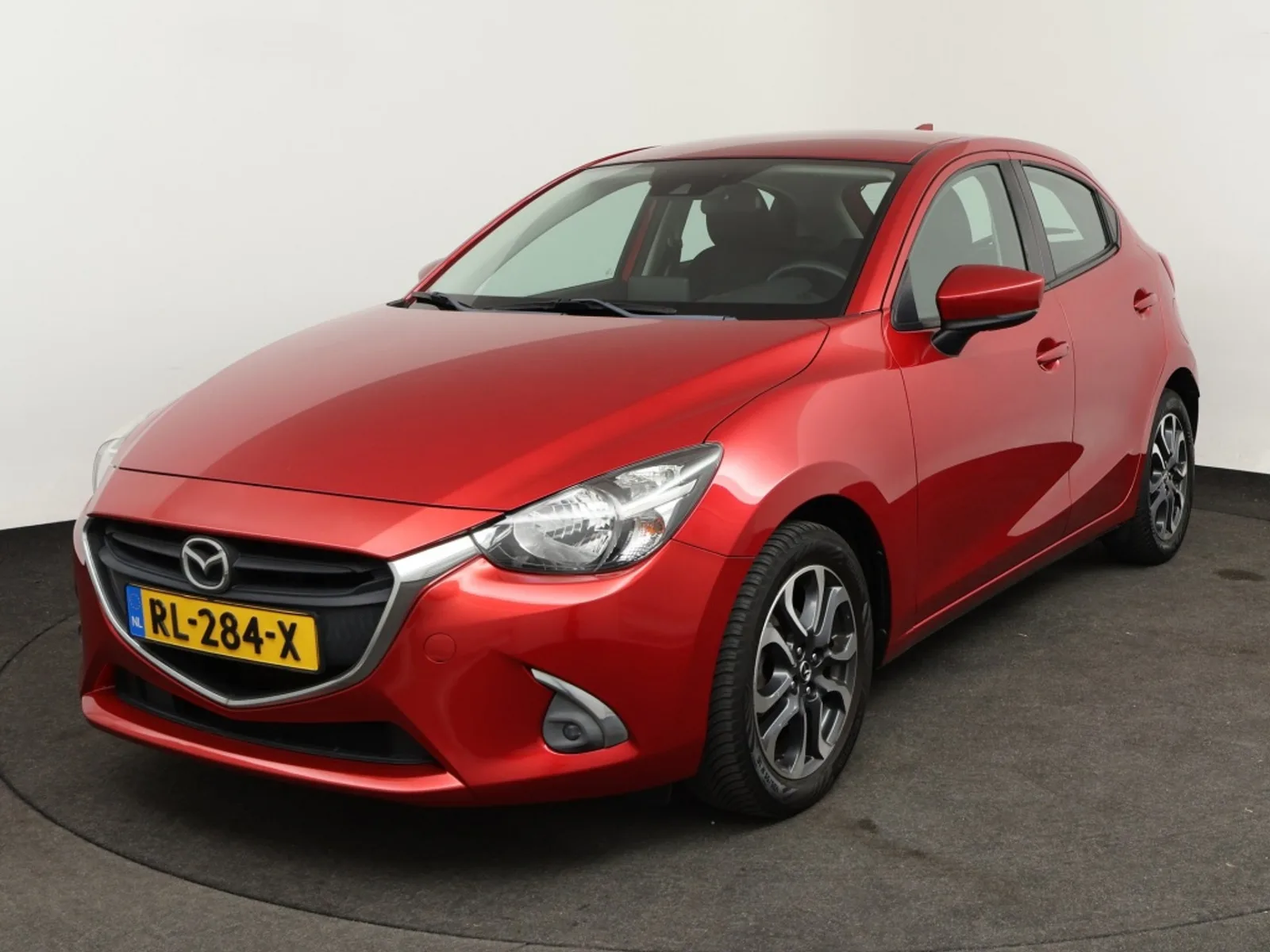 Mazda 2 (2017) — foto 1