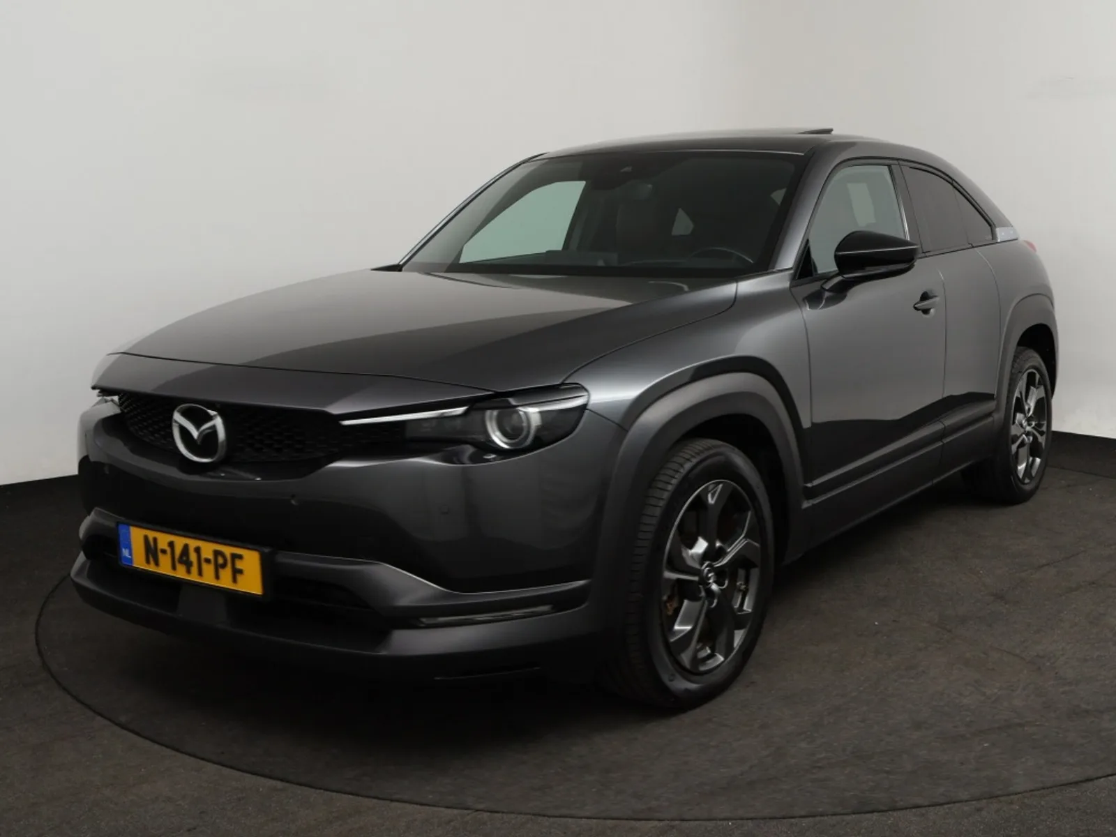Mazda MX-30 (2021) — foto 1