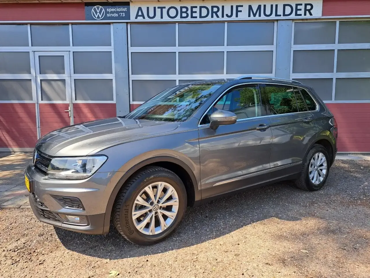 Volkswagen Tiguan (2020) — foto 1