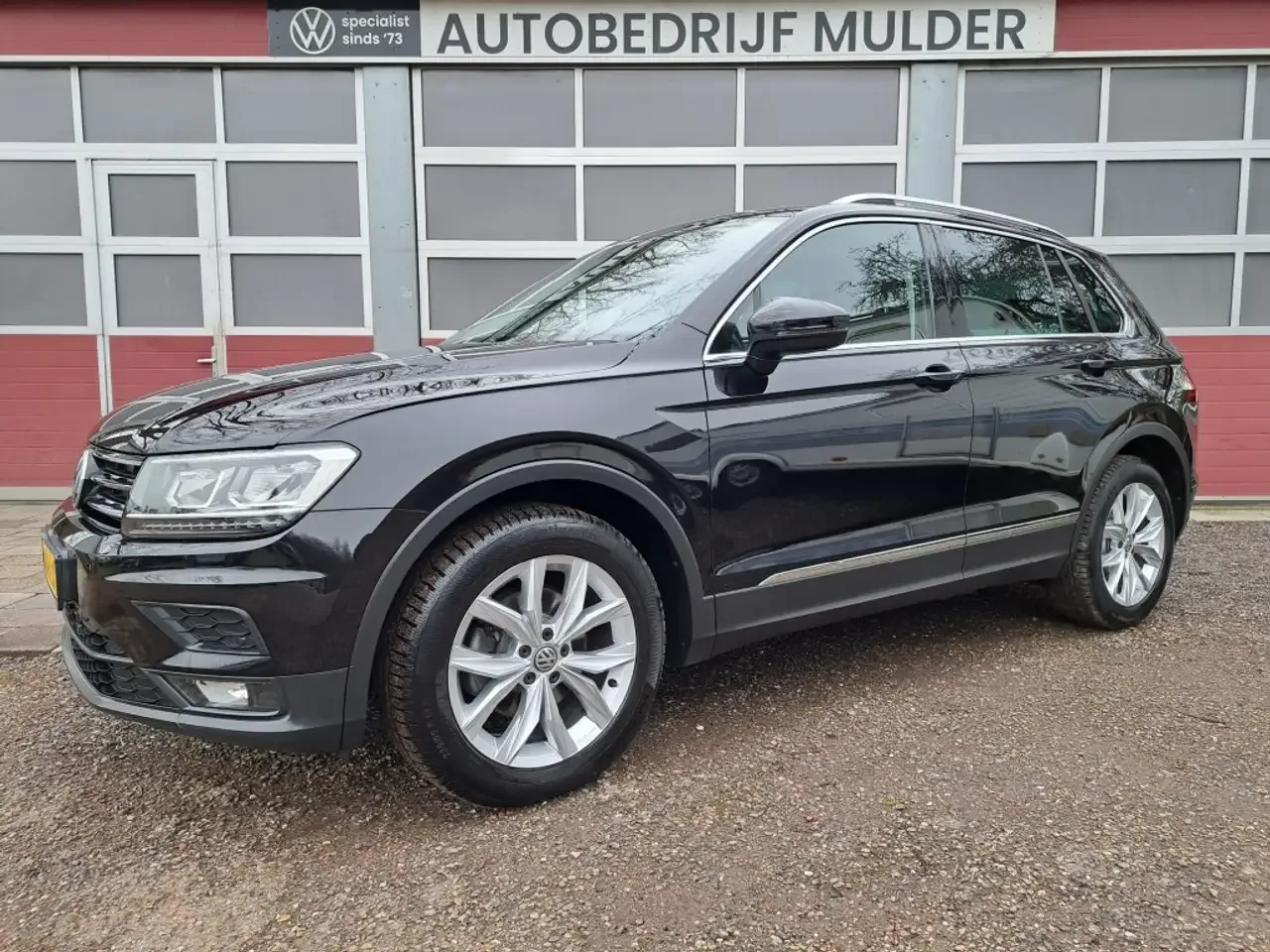 Volkswagen Tiguan (2020) — foto 1