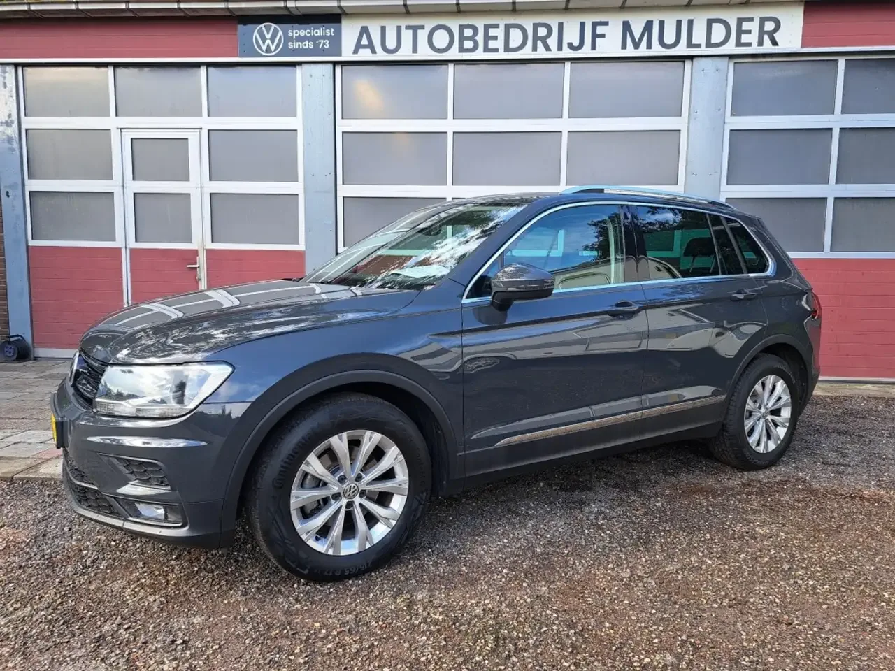 Volkswagen Tiguan (2020) — foto 1
