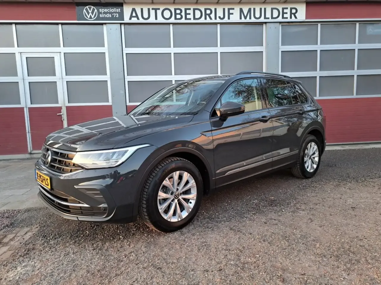 Volkswagen Tiguan (2021) — foto 1