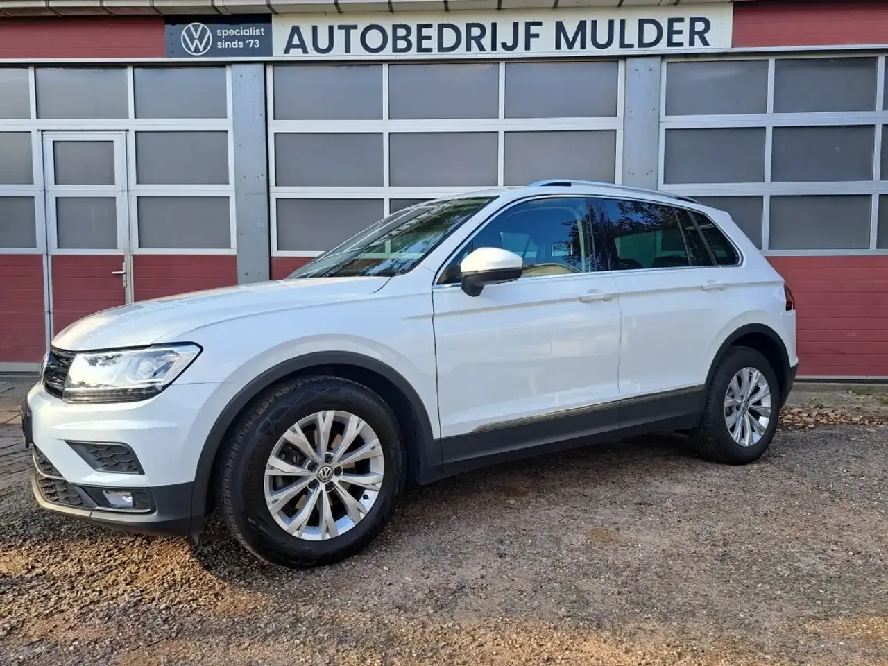 Volkswagen Tiguan (2018) — foto 1