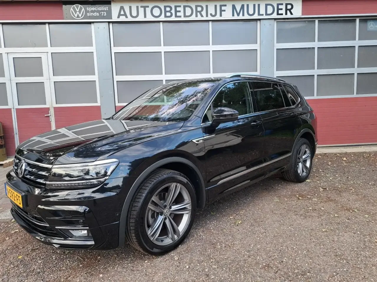 Volkswagen Tiguan (2021) — foto 1