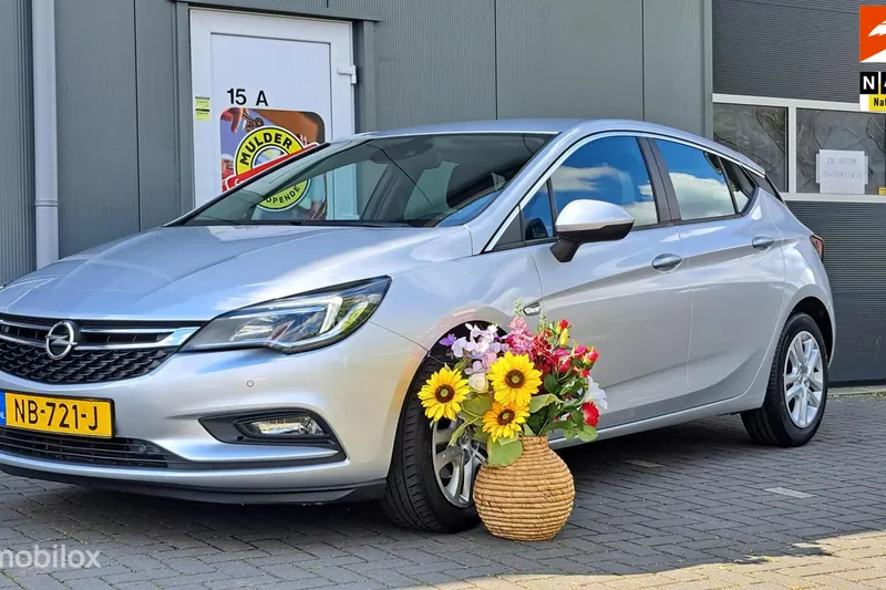 Opel Astra (2016)