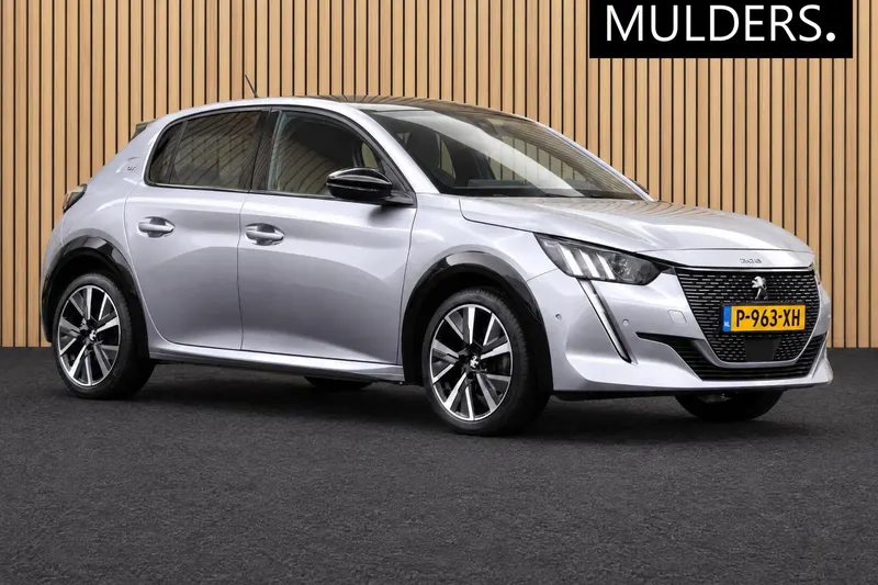 Peugeot 208 (2021)