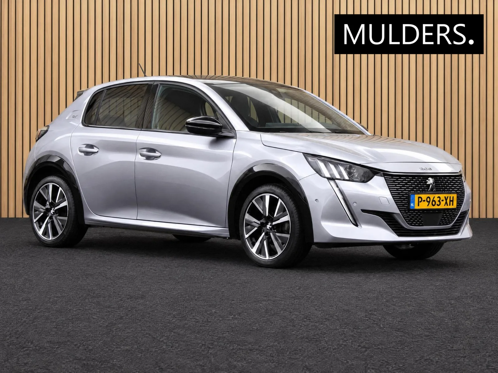 Peugeot 208 (2021) — foto 1