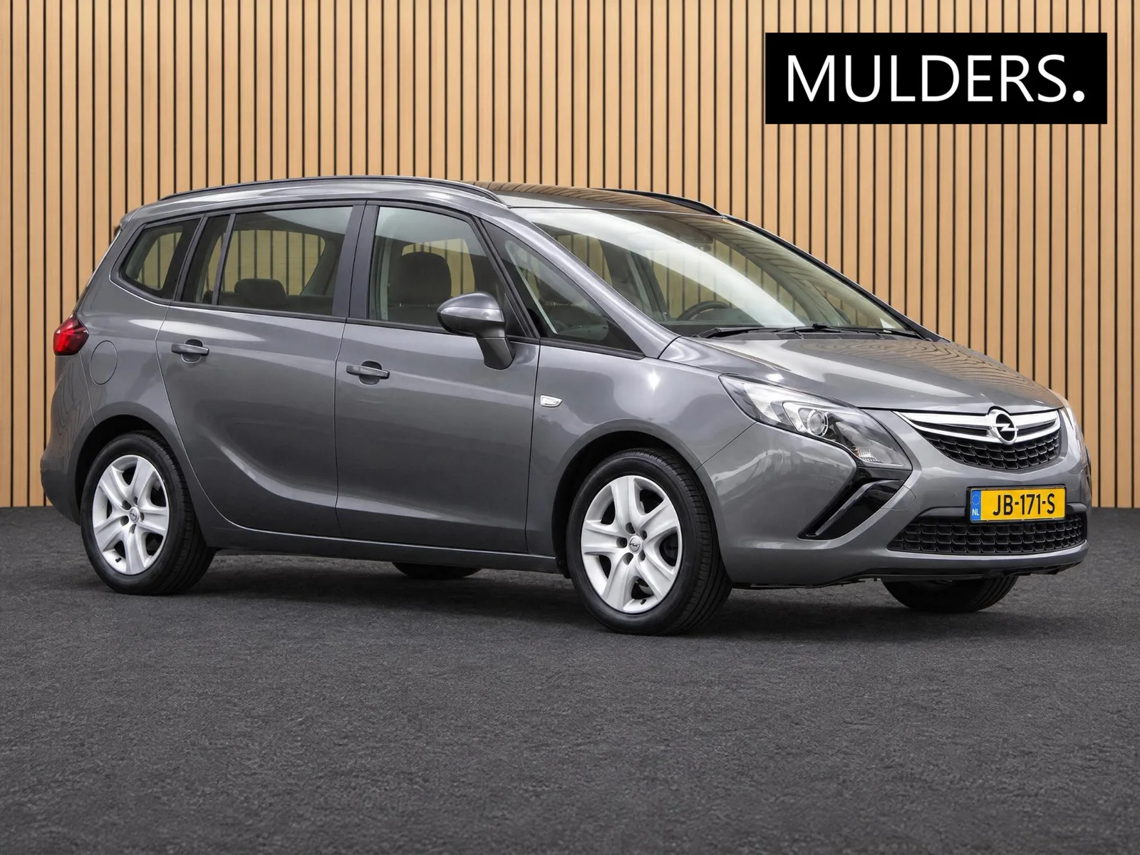 Opel Zafira (2016) — foto 1
