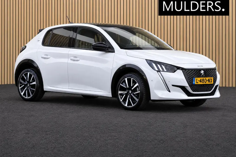 Peugeot 208 (2021)