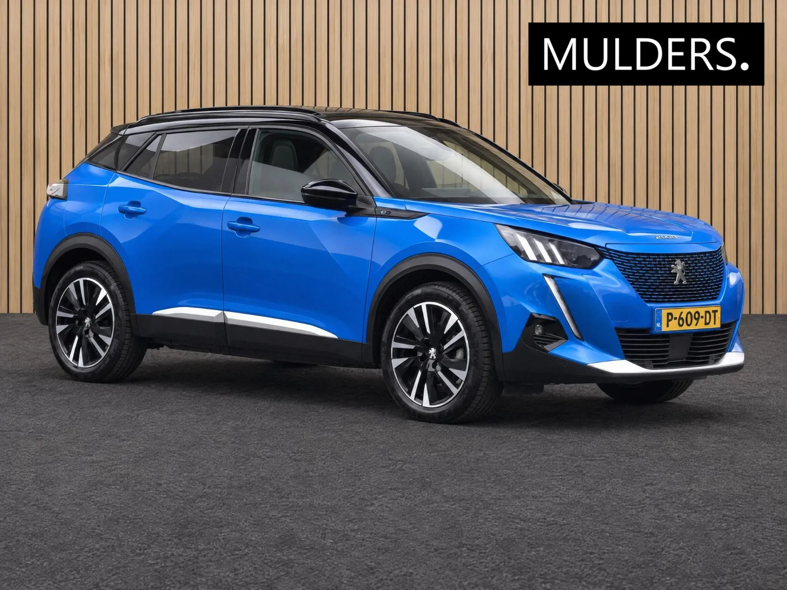 Peugeot e-2008 (2020) — foto 1