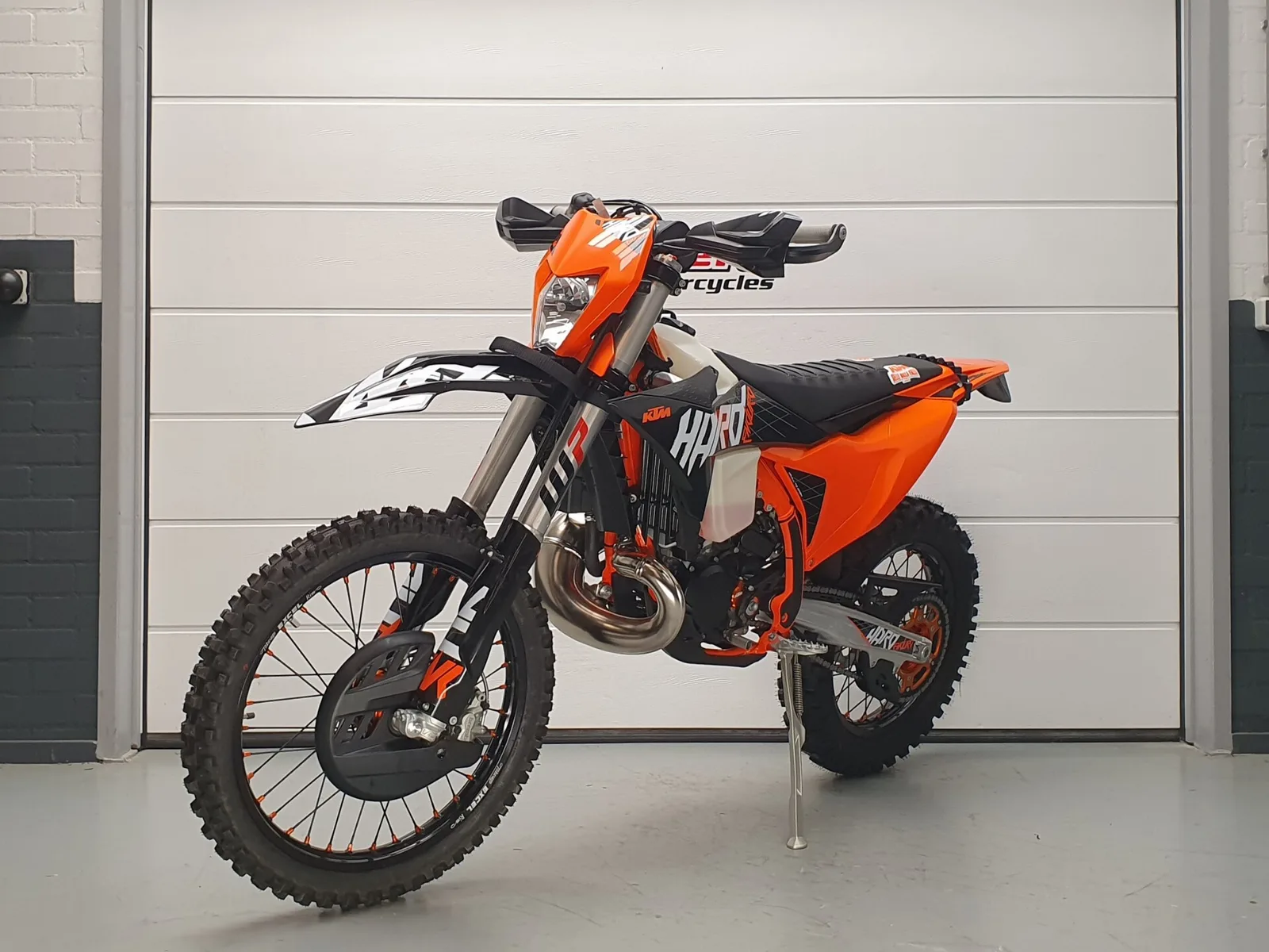 KTM 300 EXC (2027) — foto 1