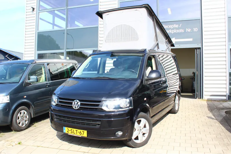 Volkswagen California (2010)