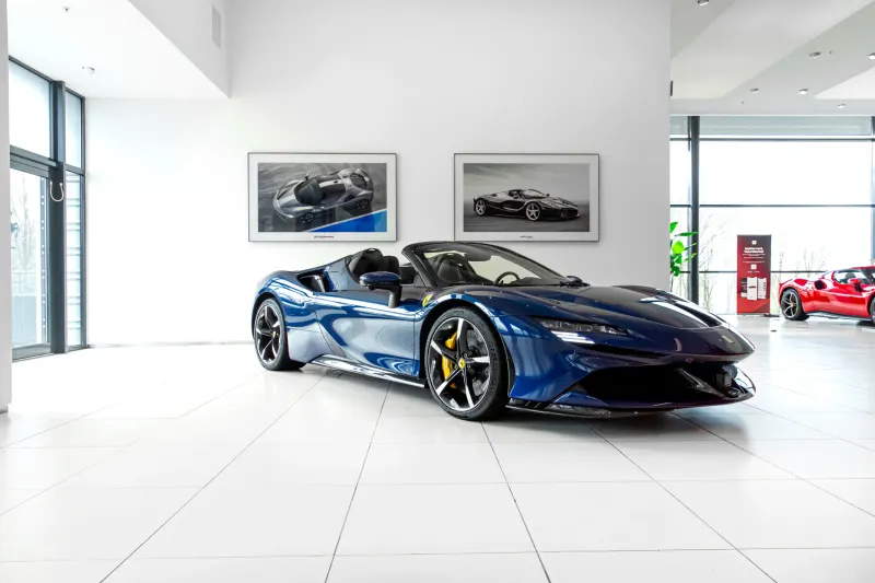 Ferrari SF90 Spider (2025)