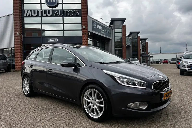 Kia Ceed (2013)