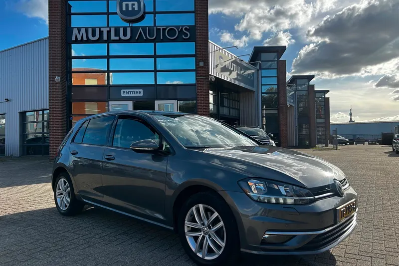 Volkswagen Golf (2017)