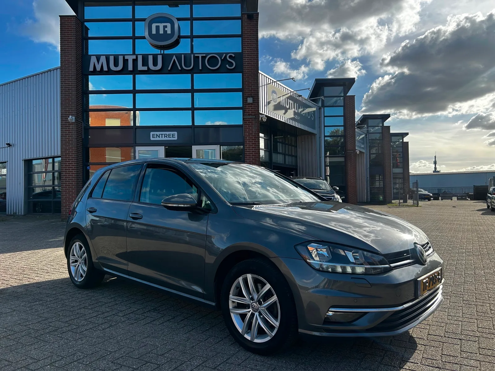 Volkswagen Golf (2017) — foto 1