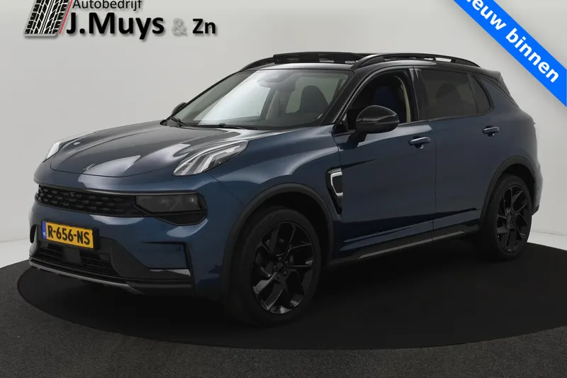 Lynk & Co 01 (2022)
