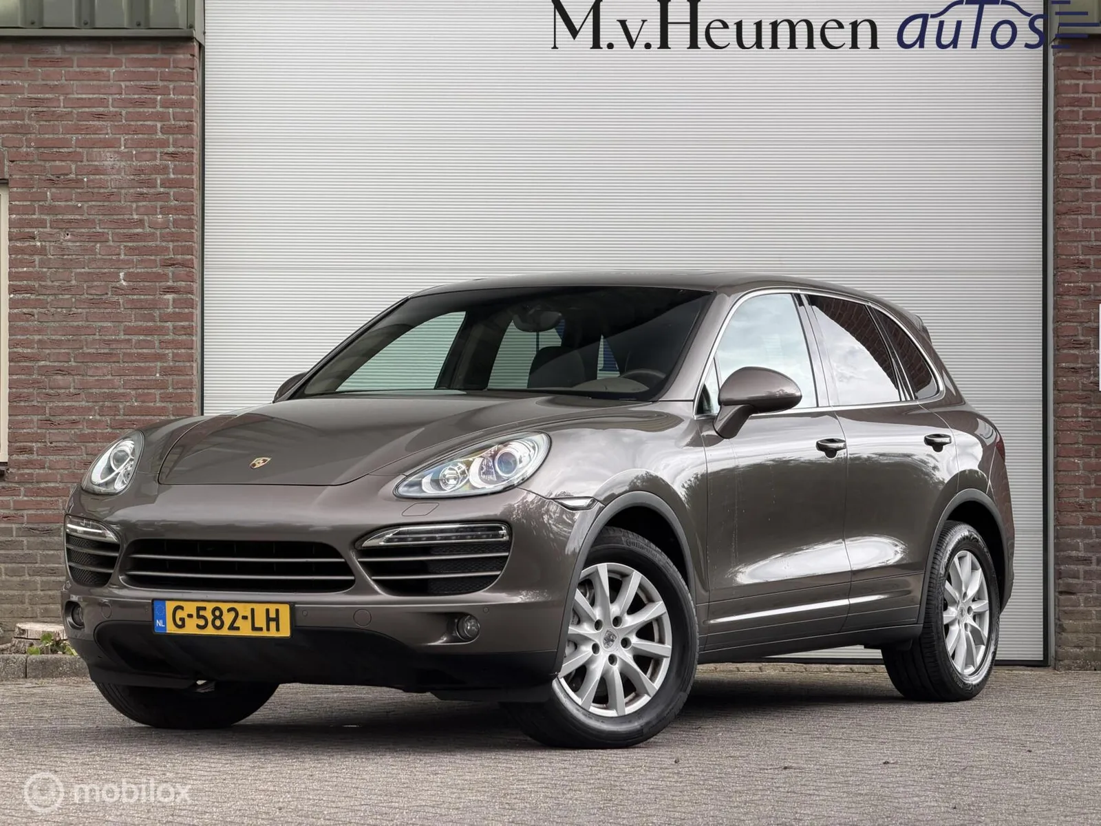 Porsche Cayenne (2010) — foto 1