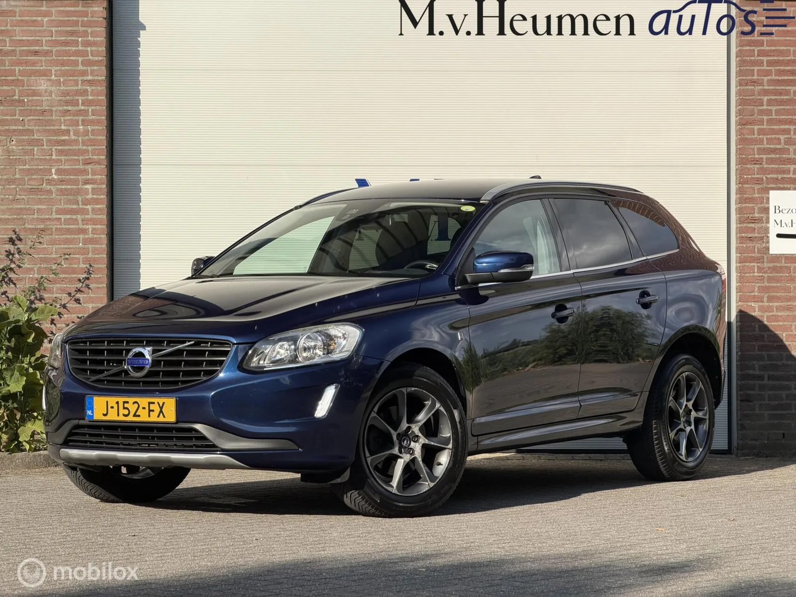 Volvo XC60 (2015) — foto 1