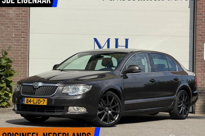 Škoda Superb (2010)