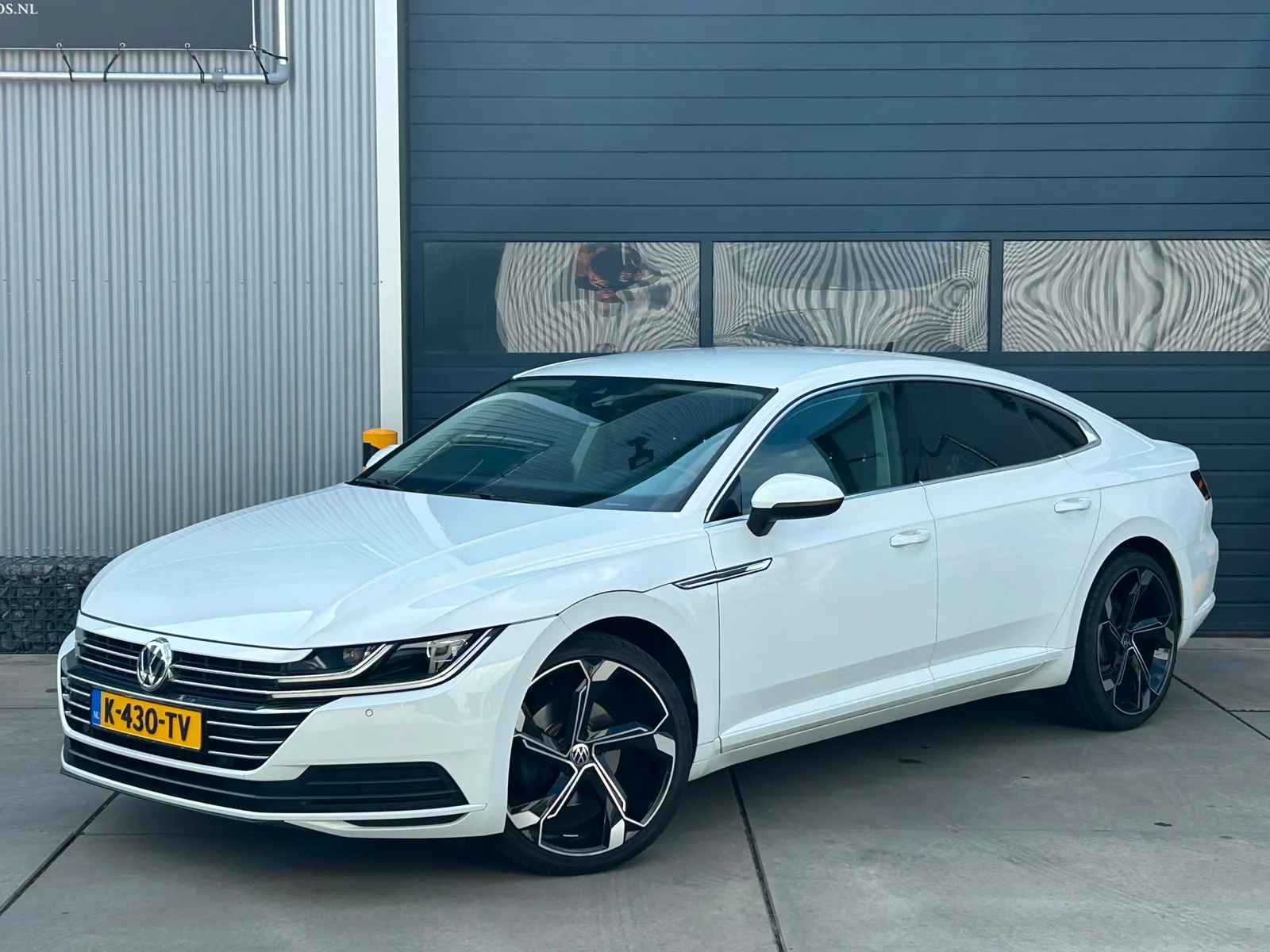Volkswagen Arteon (2019) — foto 1