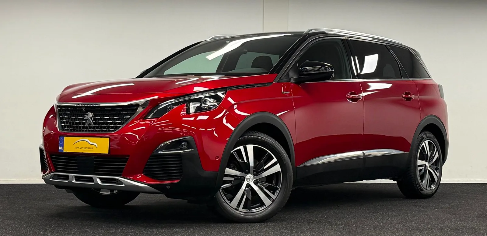 Peugeot 5008 (2020) — foto 1