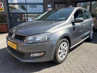 Volkswagen Polo (2013) — foto 1