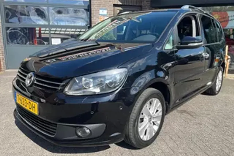 Volkswagen Touran (2013)