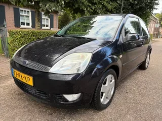 Ford Fiesta (2005) — foto 1