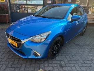 Mazda 2 (2019) — foto 1