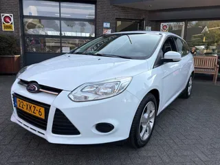 Ford Focus (2012) — foto 1
