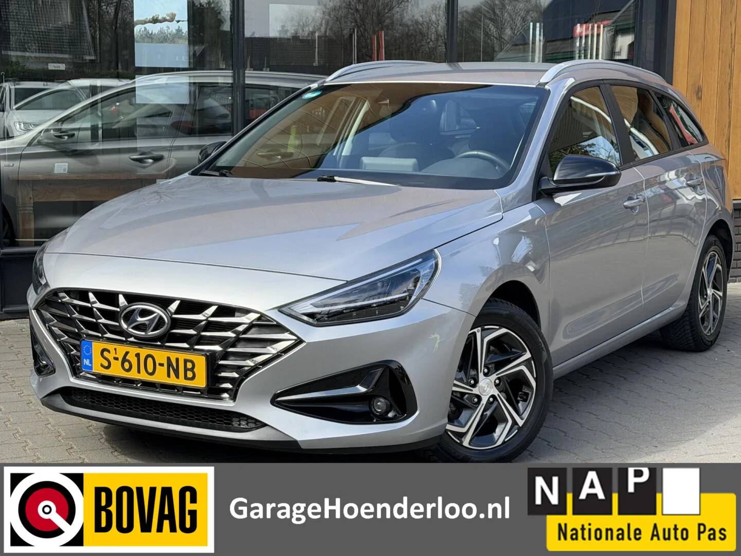 Hyundai i30 (2023) — foto 1