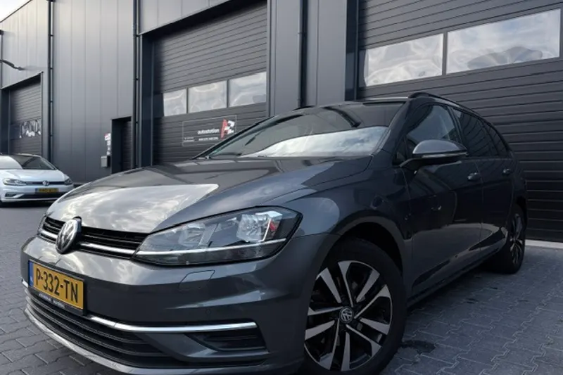 Volkswagen Golf (2020)