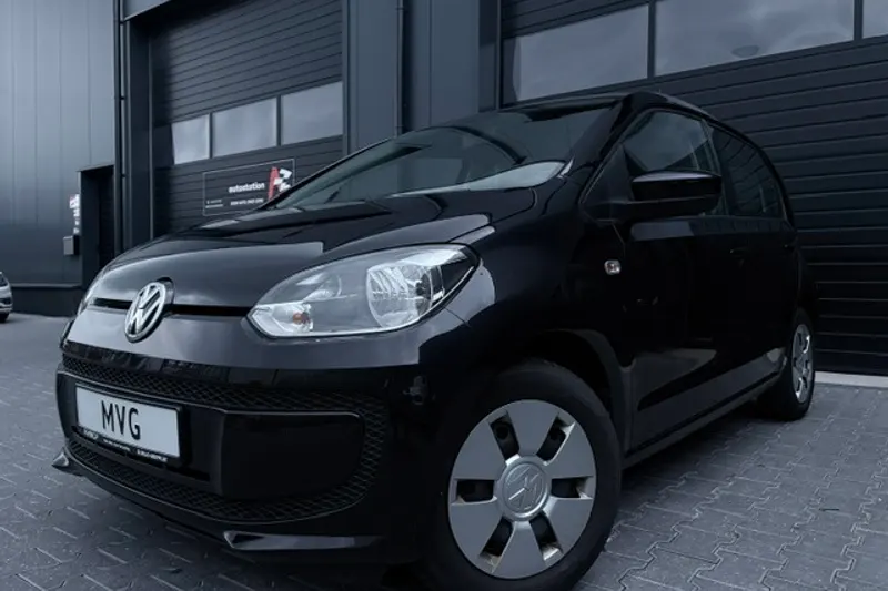 Volkswagen Up! (2012)