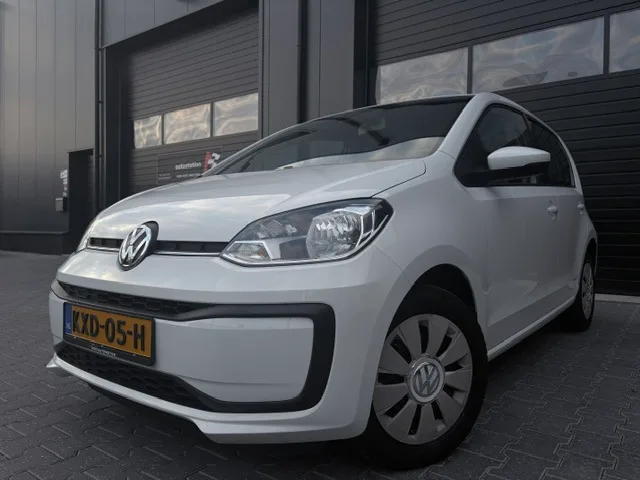 Volkswagen Up! (2019) — foto 1