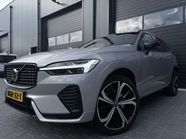 Volvo XC60 (2021) — foto 1