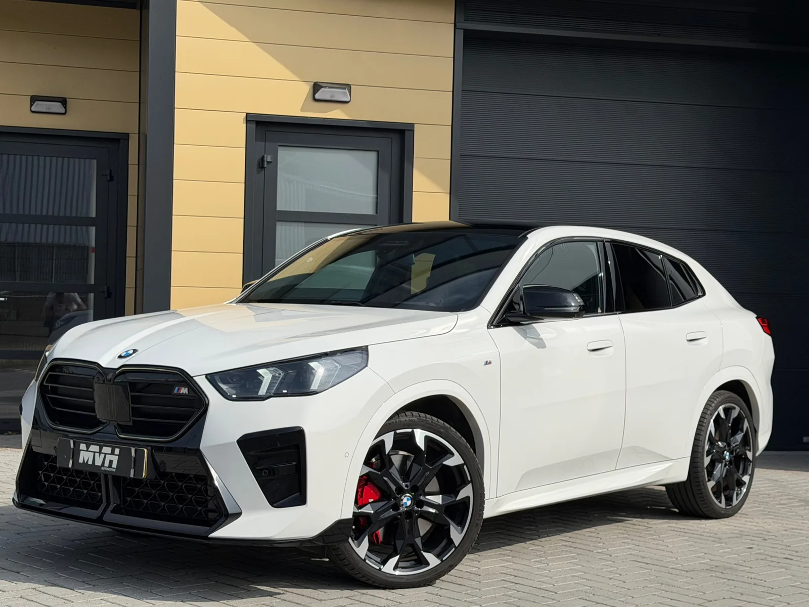 BMW X2 (2025) — foto 1