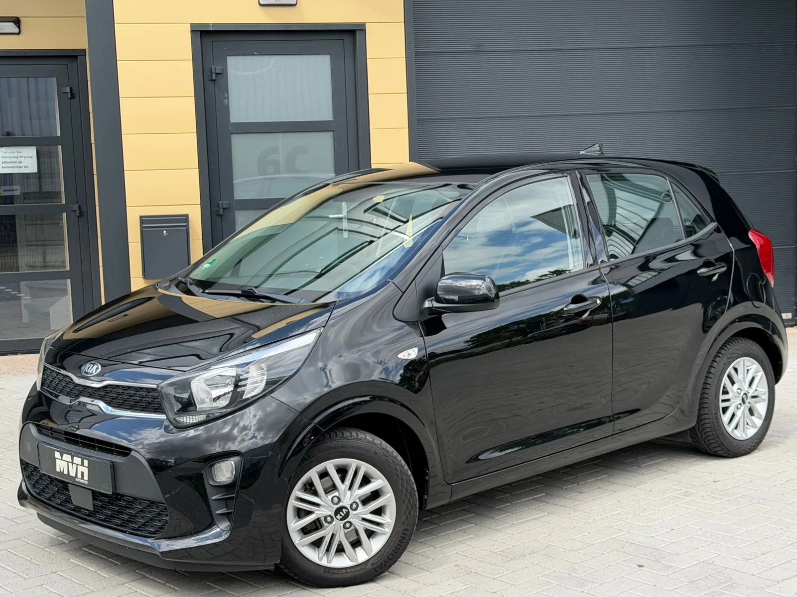 Kia Picanto (2020) — foto 1
