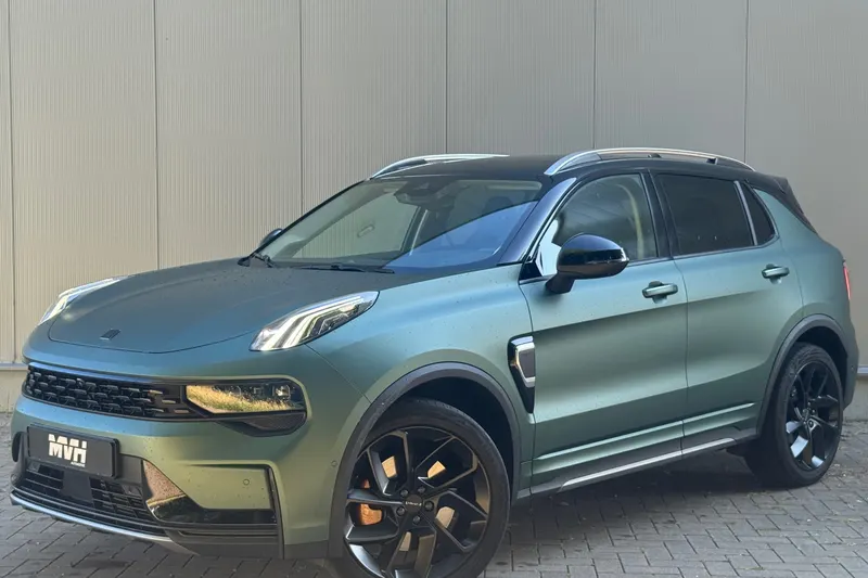 Lynk & Co 01 (2022)