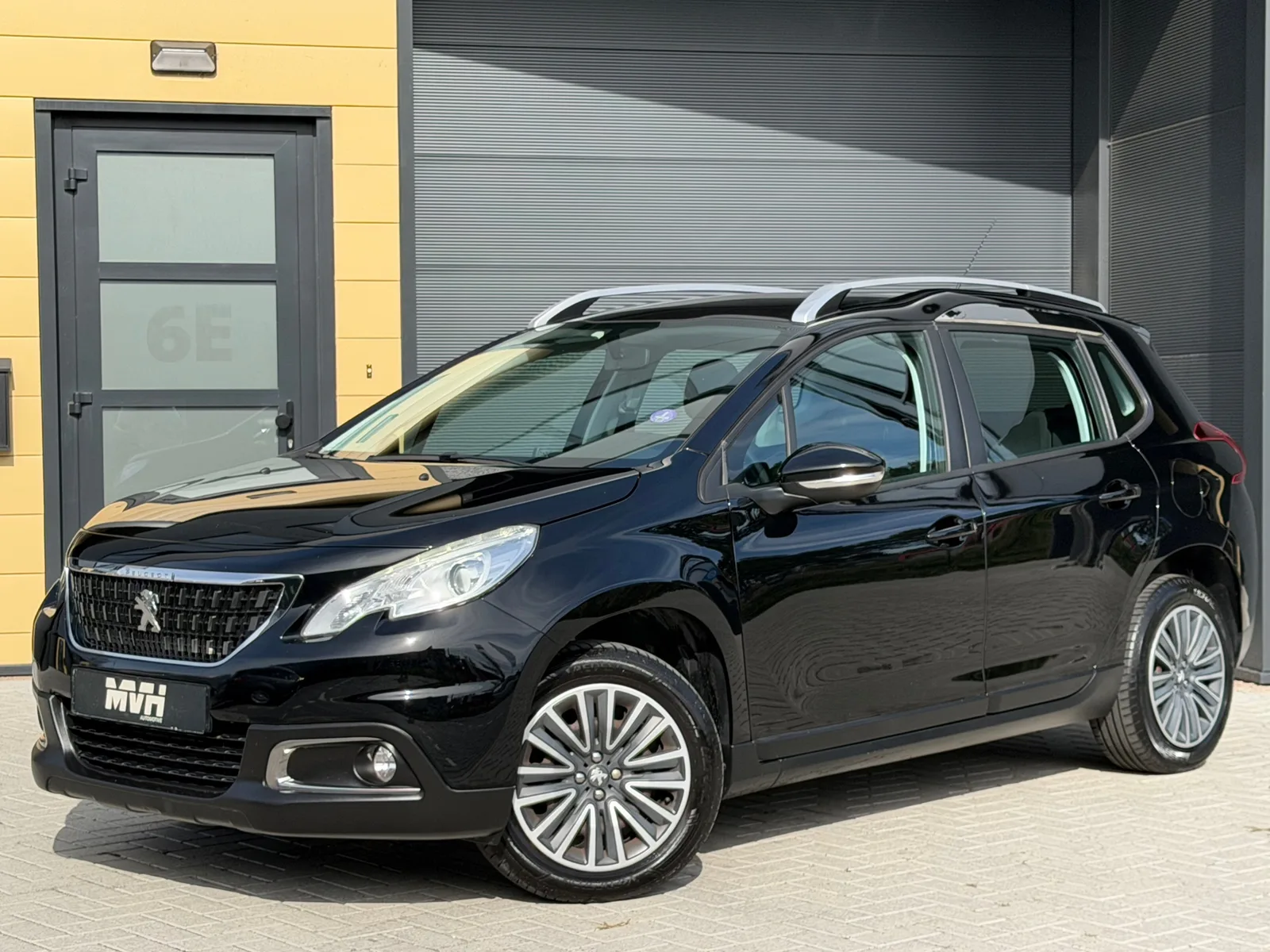 Peugeot 2008 (2016) — foto 1