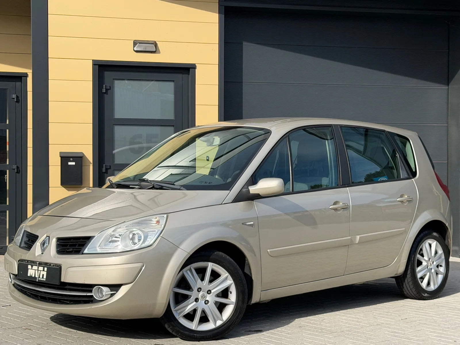 Renault Scénic (2007) — foto 1