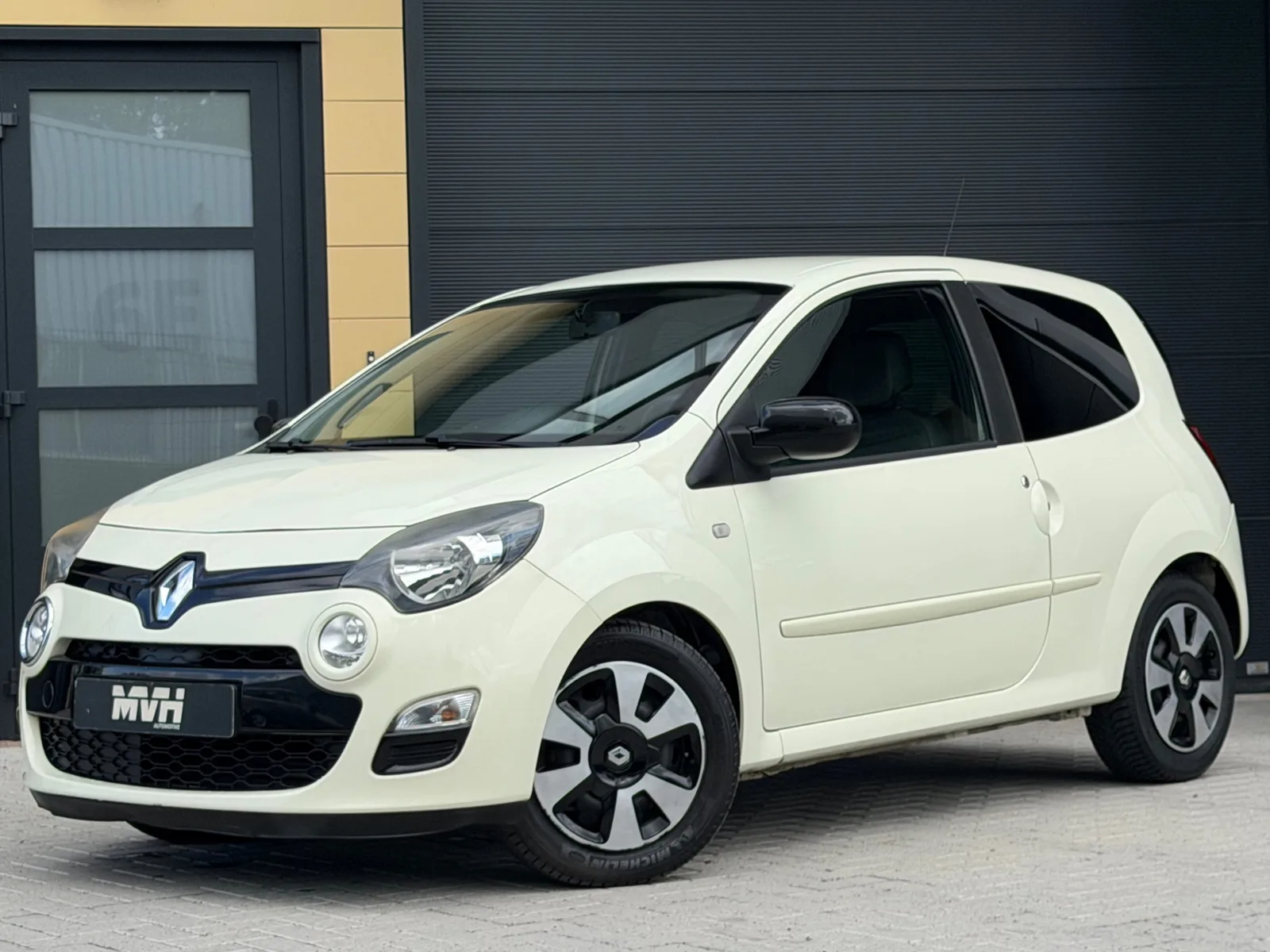 Renault Twingo (2014) — foto 1