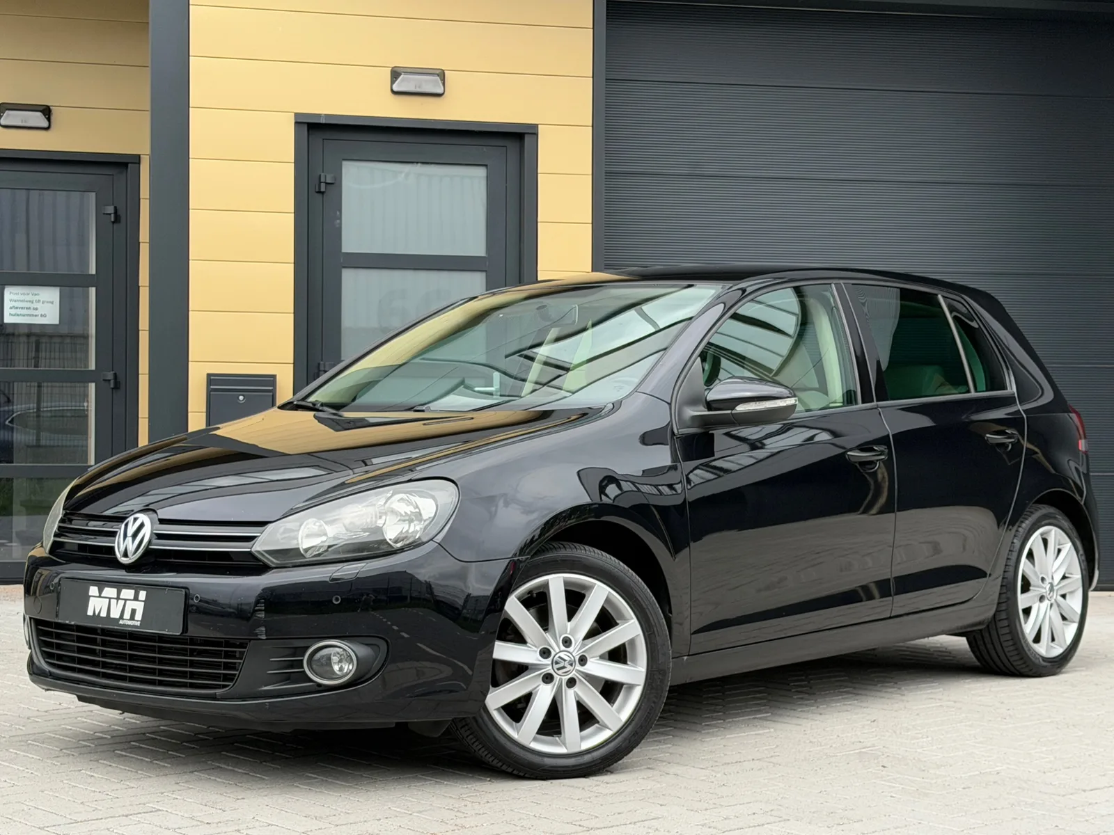 Volkswagen Golf (2009) — foto 1